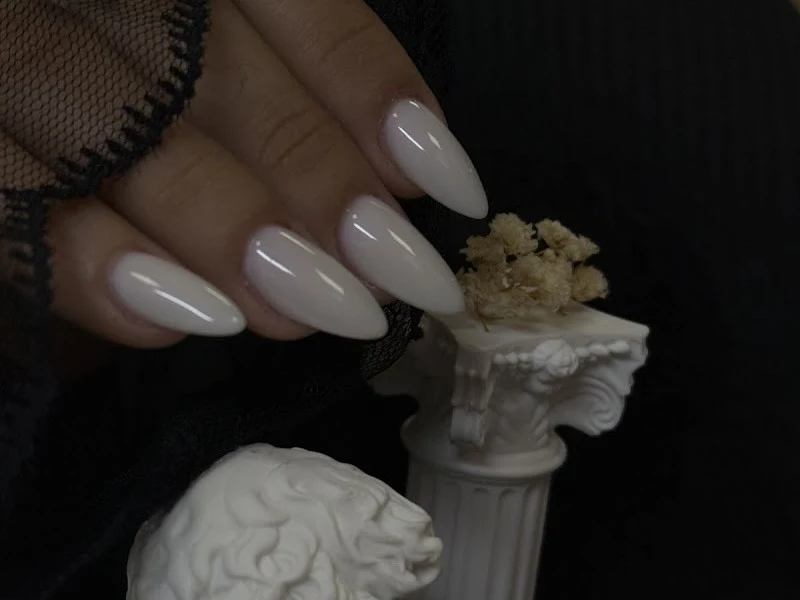 Lianay Chaleton nails studio