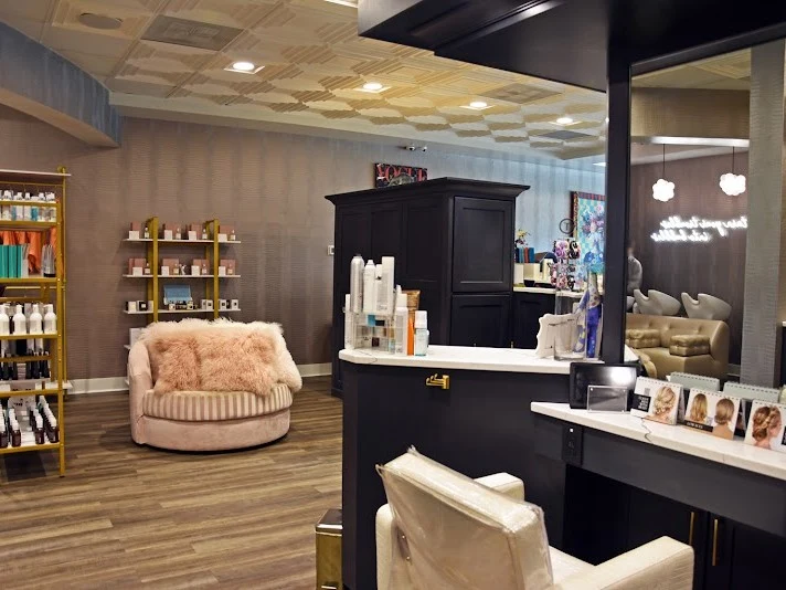 Bubbles and Blowouts Beauty Lounge