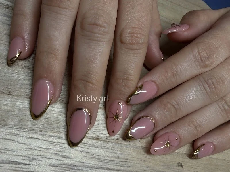 Kristy nails art