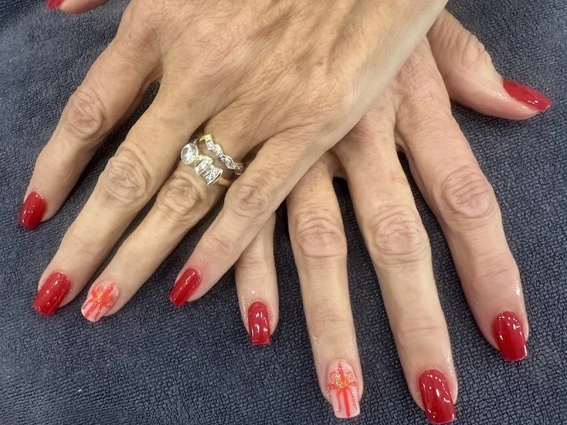 Grand Nails Lounge