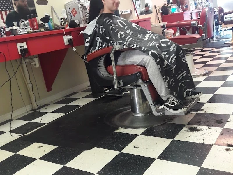 Roland's Barber Shop