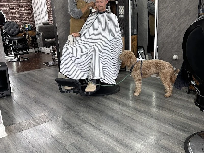 Gentleman’s Grove Barbershop