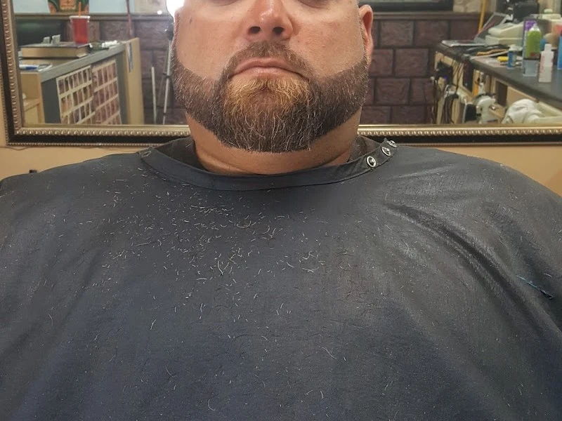 Cuts And Fro's Private Barber