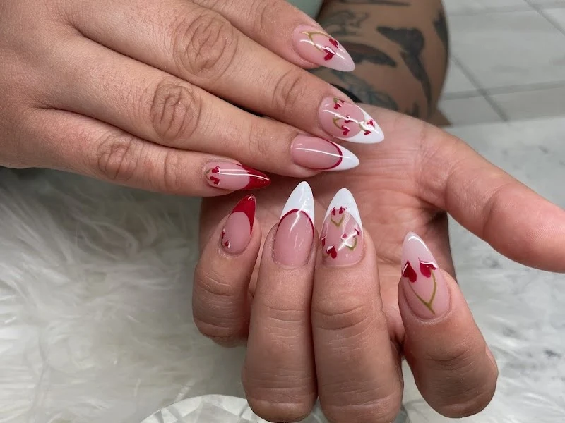 Gloss Nails & Spa
