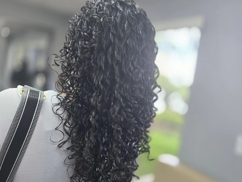 ABK Beauty Salon Llc