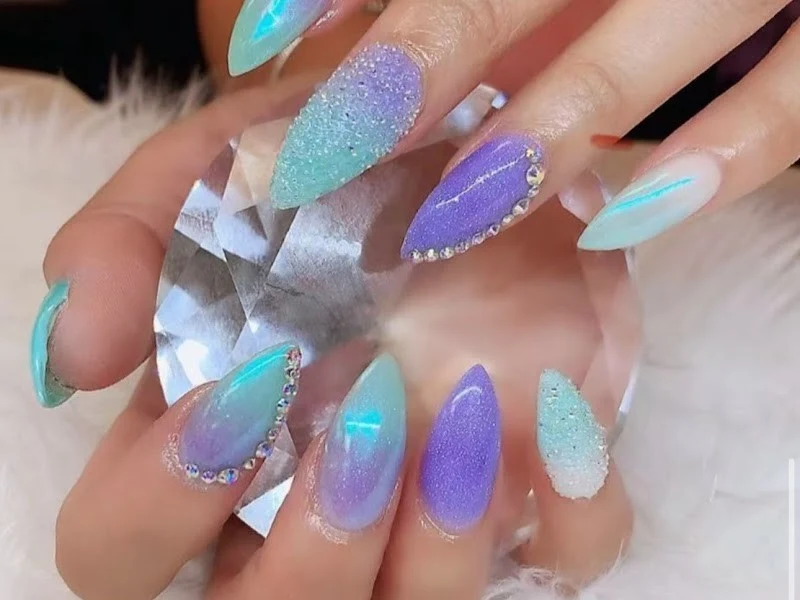 Lumi Nail Lounge