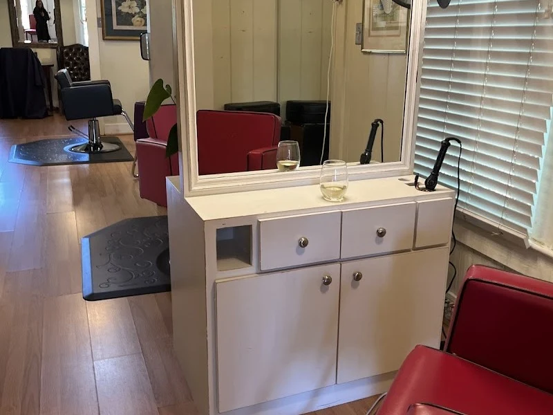 Carriage House Salon