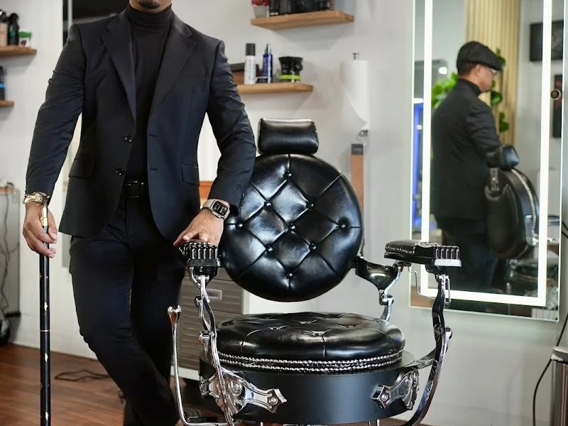 Visual Art Barber