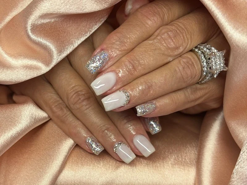 Fingers & Toes Nail Salon