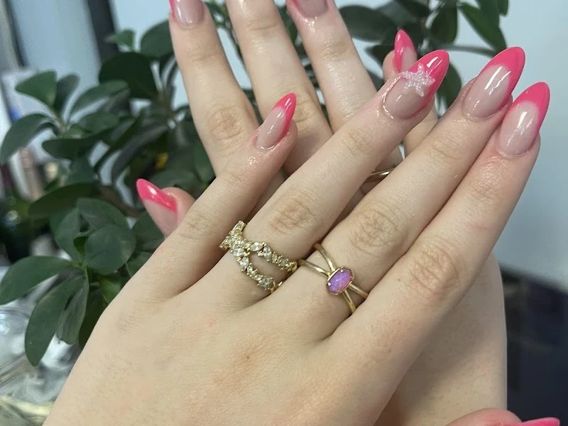 J.R Nails Spa