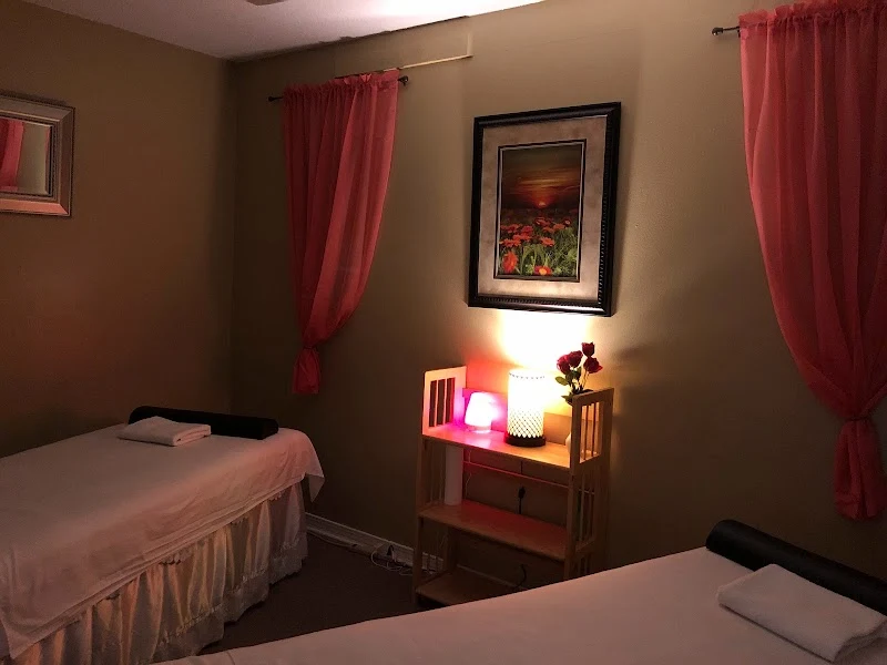 King & Queen Massage & Spa