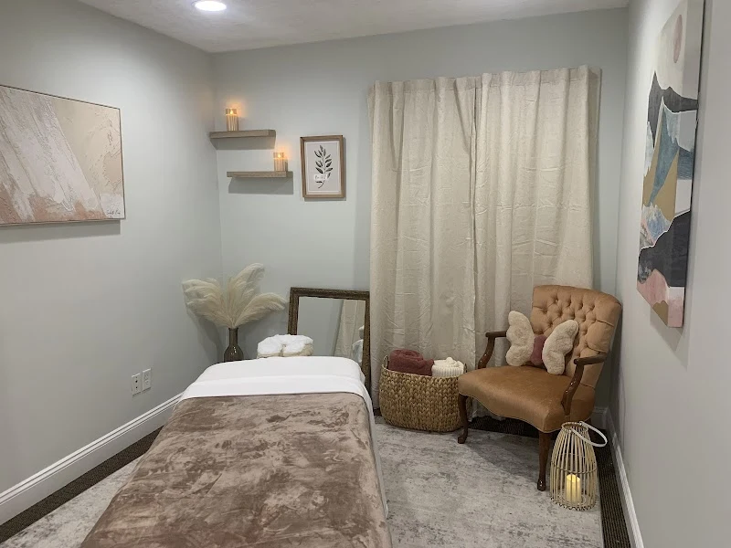 Morphose Massage and Healing Arts, LLC / Victoria Valiante, LMT