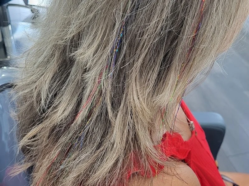 Root 319 Salon & Spa