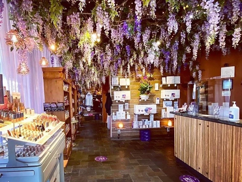 Skin Apeel Day Spa