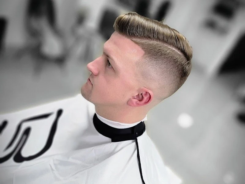 Calimano's Barber