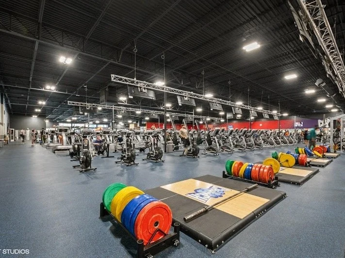 Crunch Fitness - Gainesville