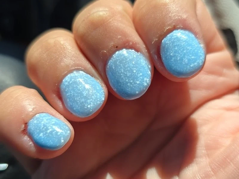 DIVA NAILS BY LYNN