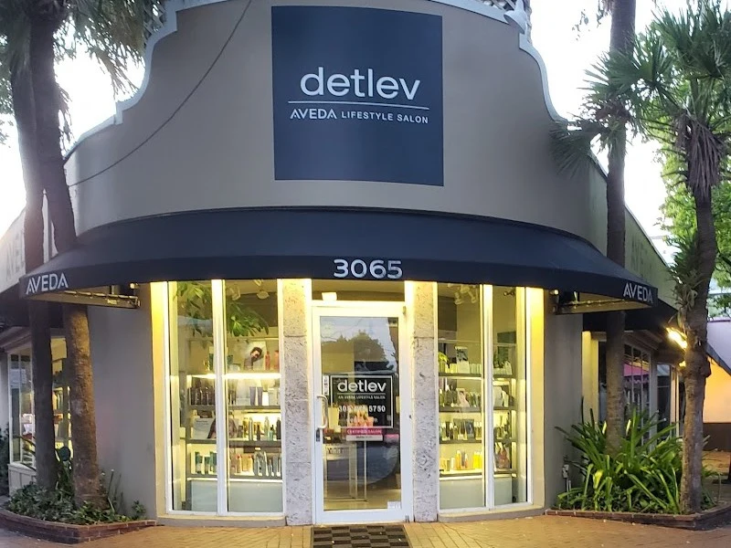 detlev - A davines Salon