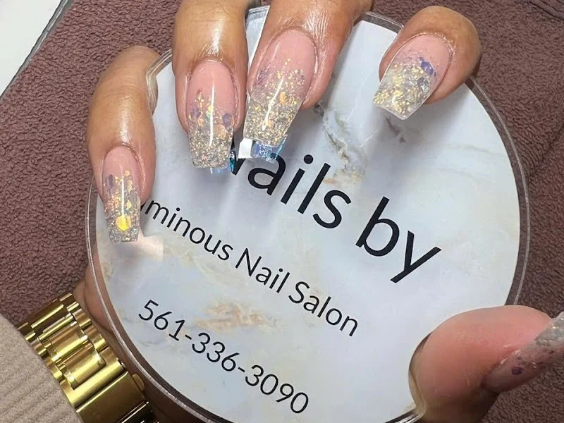 Luminous Nail Salon