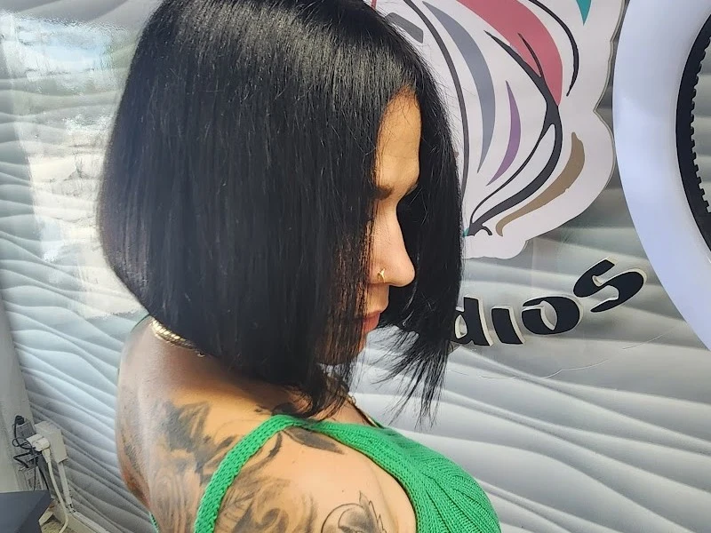 Roger Beauty Studio