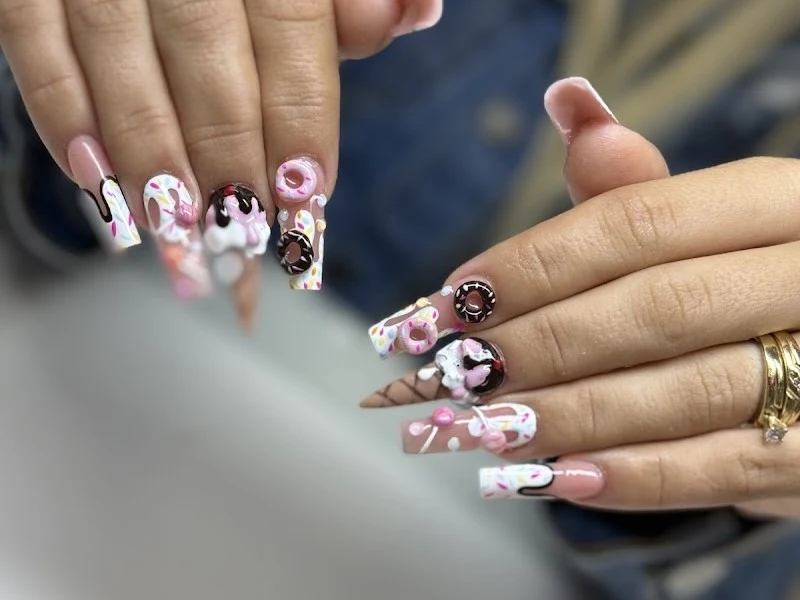 Lianay Chaleton nails studio