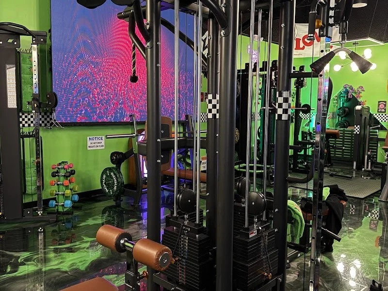 Peachee's Gym