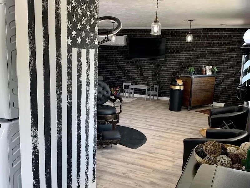 Straight Edge Barber Lounge