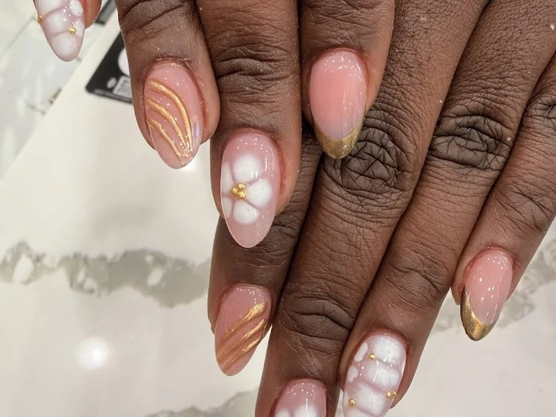 Novalice Krystal Nails and Spa