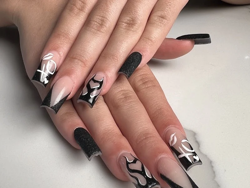 LEVEL Nail Lounge