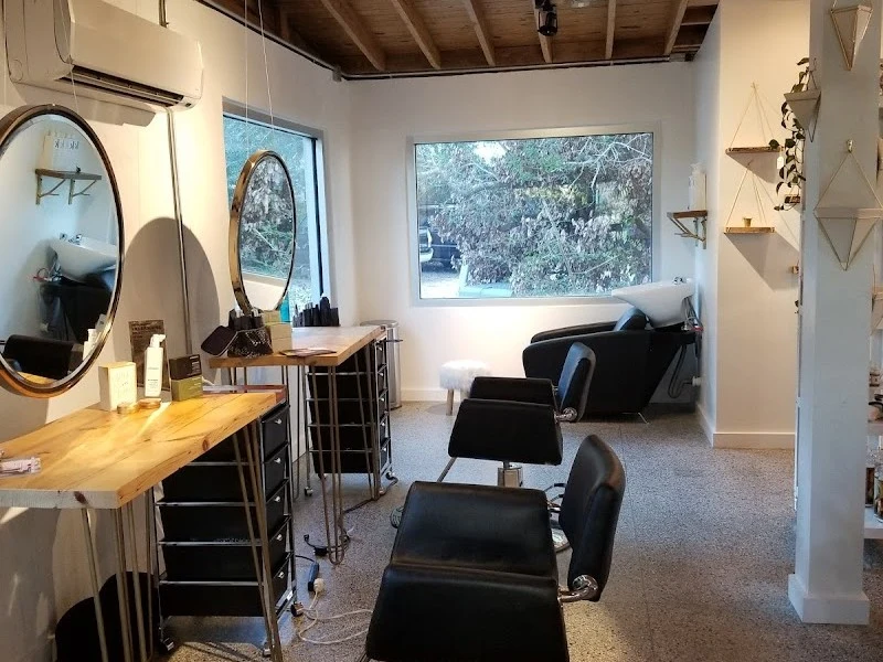 Love Salon 30a