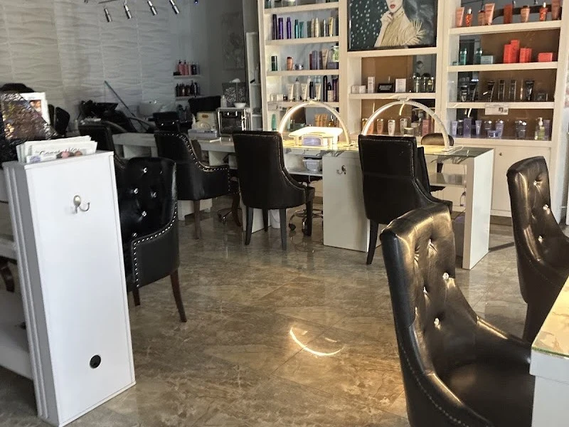 Style Bar Nail & Hair Salon.
