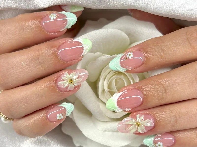 Fingers & Toes Nail Salon
