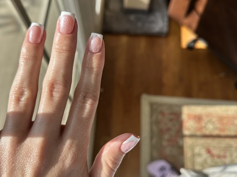 Gloss Nails & Spa