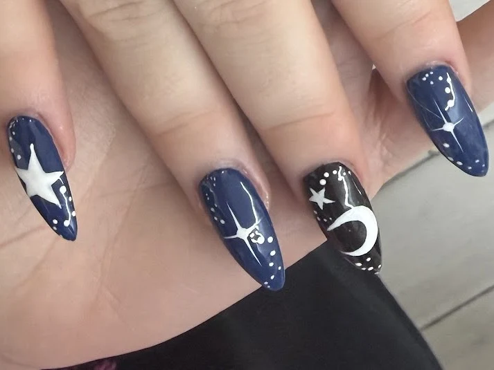 J.R Nails Spa