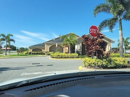 Poinciana Community Center Gym/Indoor basketball courts