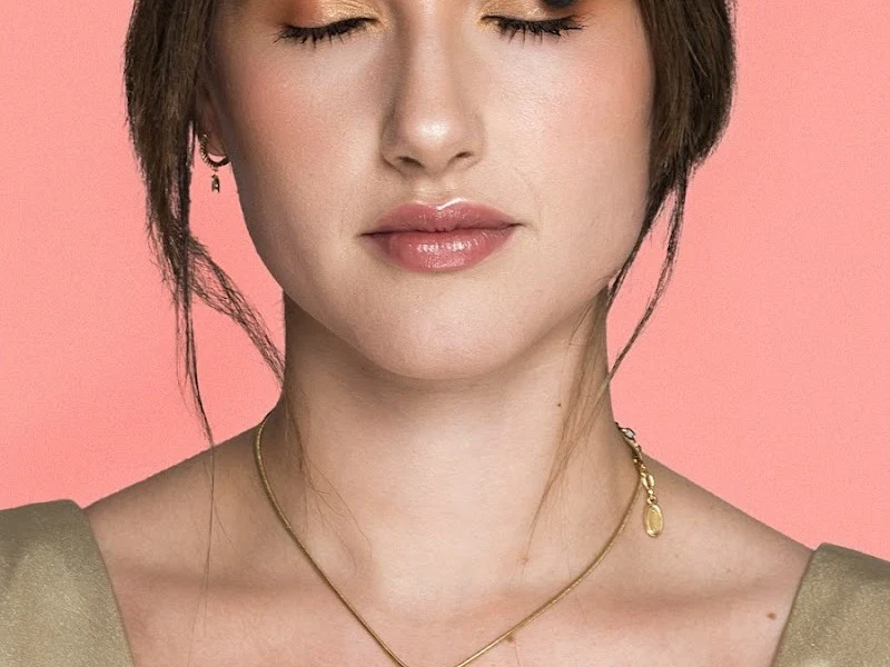 Foriu MIA - Hair & Makeup Services on-demand