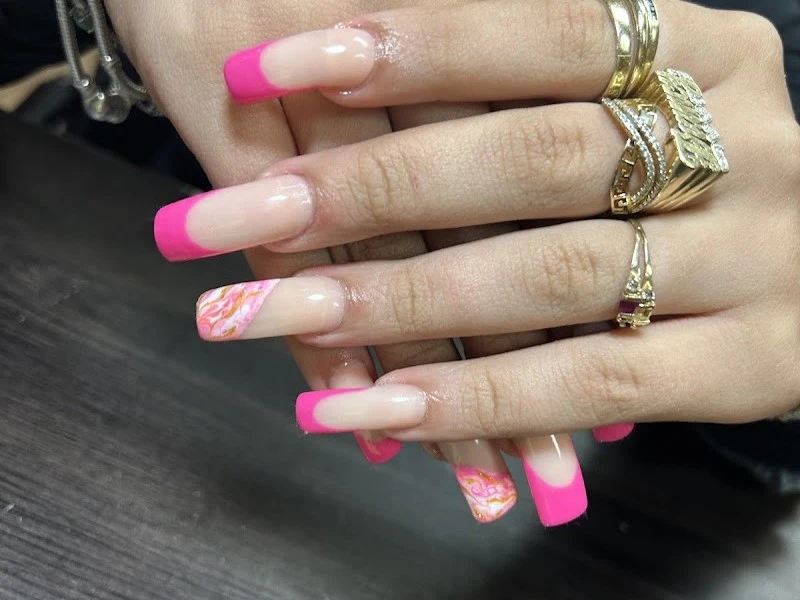 J J Hair & Nail Salon
