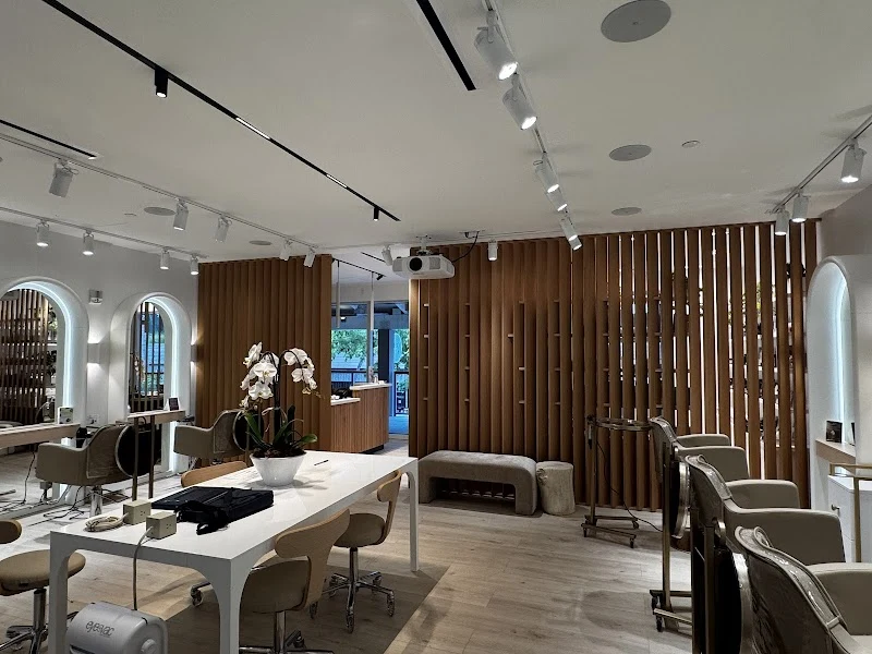 detlev - A davines Salon