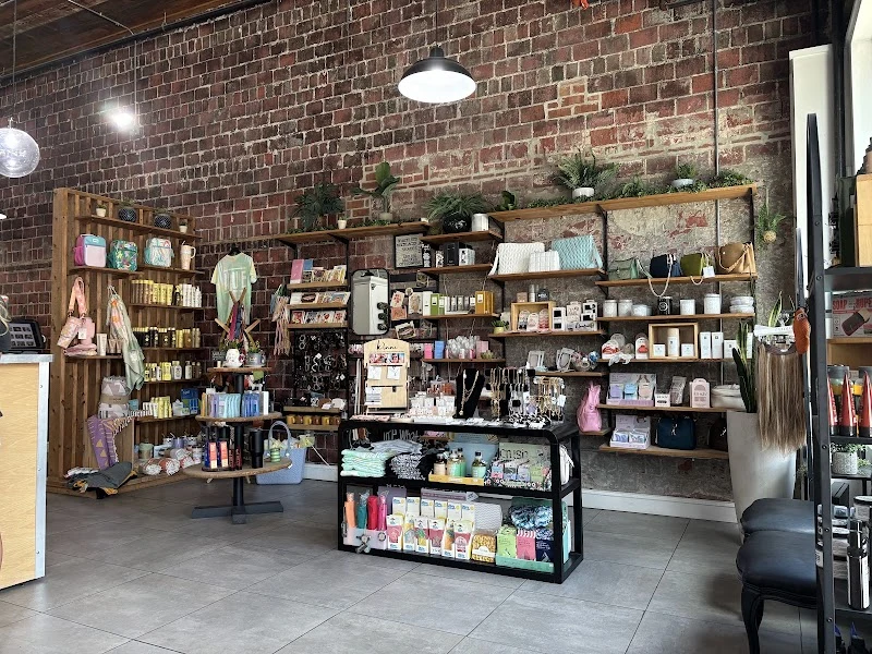 Hue Salon & Boutique