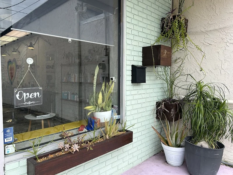 THE HIVE BEAUTY BAR