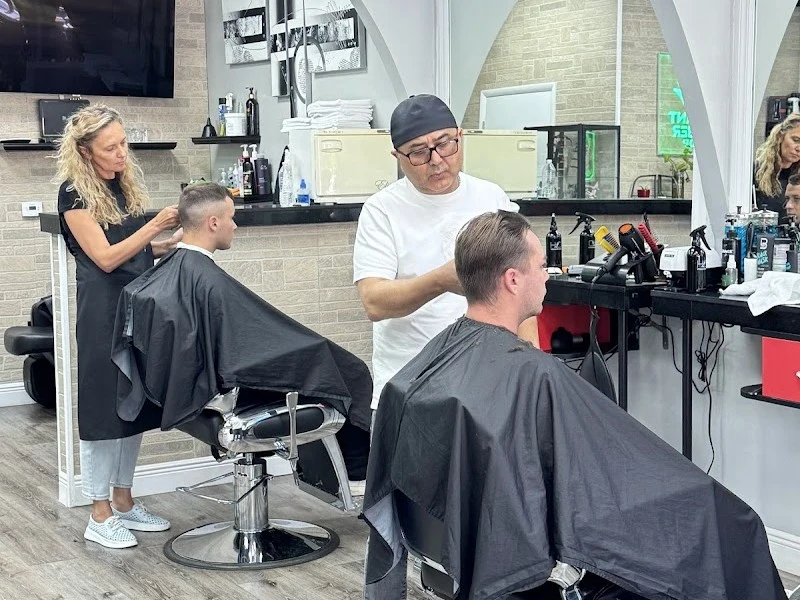 ELEGANT BARBER SHOP