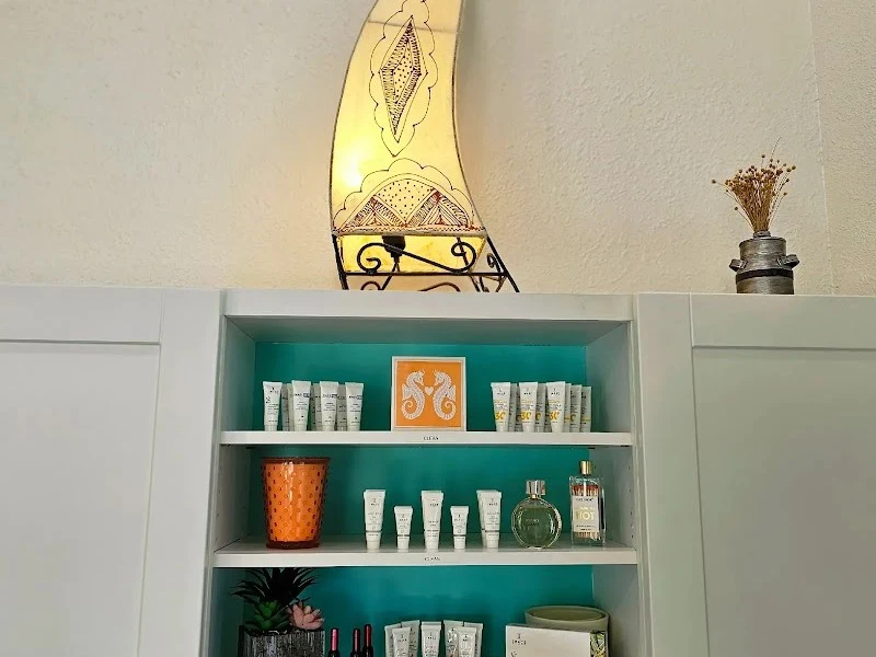 Pony Tales Salon & Spa
