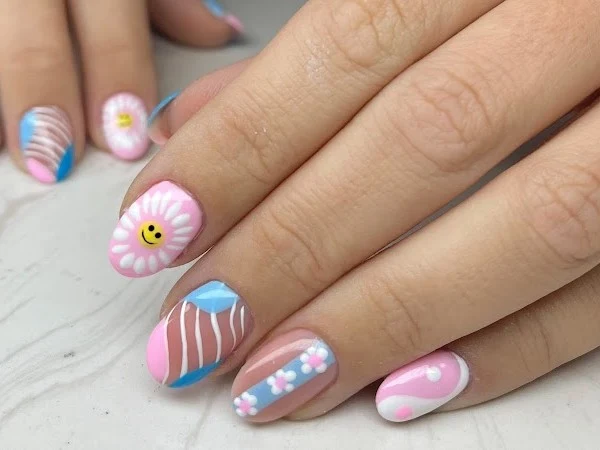 Sury Nail Art