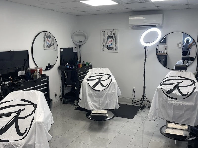 T's Razor Barber Shop