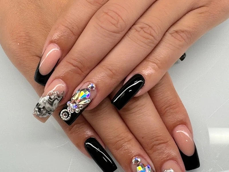 Bio Nail Lounge