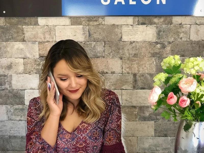 MAY-RAH-KEE Salon