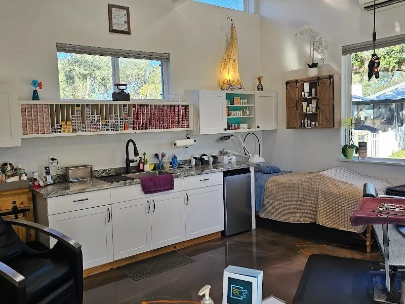 Pony Tales Salon & Spa