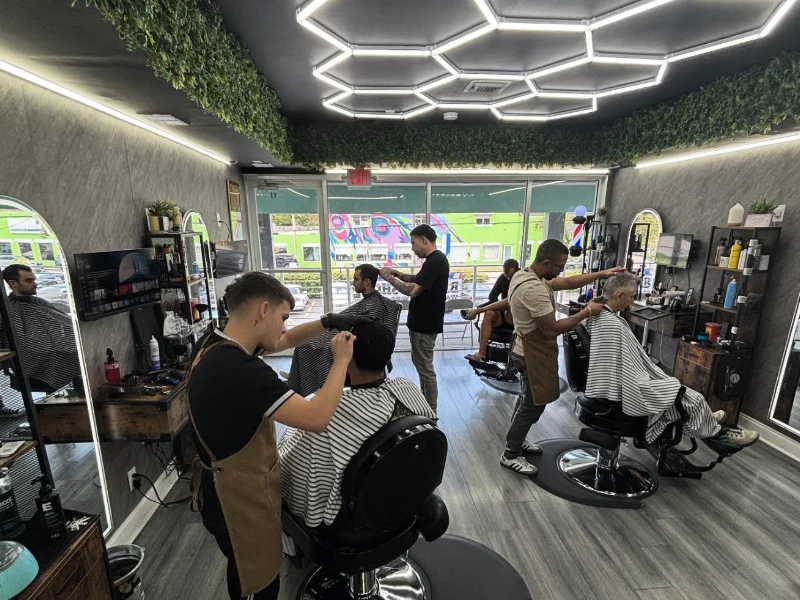 Gentleman’s Grove Barbershop