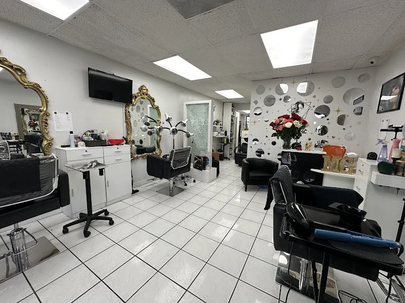 Riquitina’s Beauty Salon