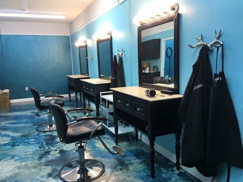 Doria Grace Salon